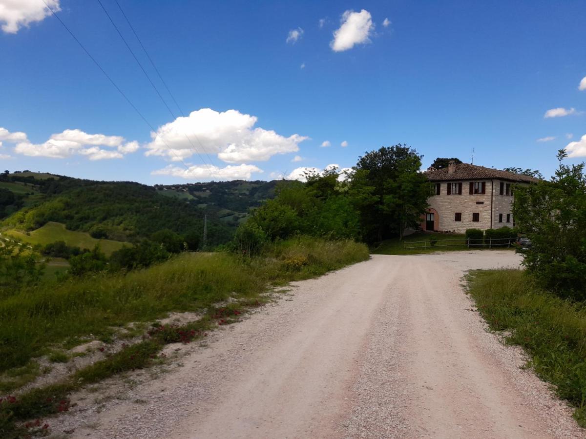 Ca' Tomassino Holiday Apartments Urbino Exterior photo